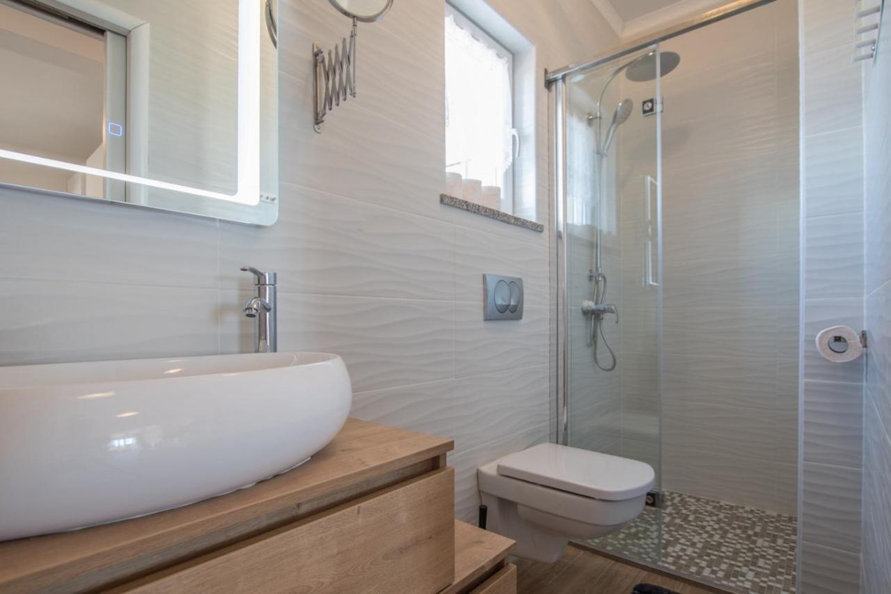 בוג'ה Lavanda House With Apartments מראה חיצוני תמונה